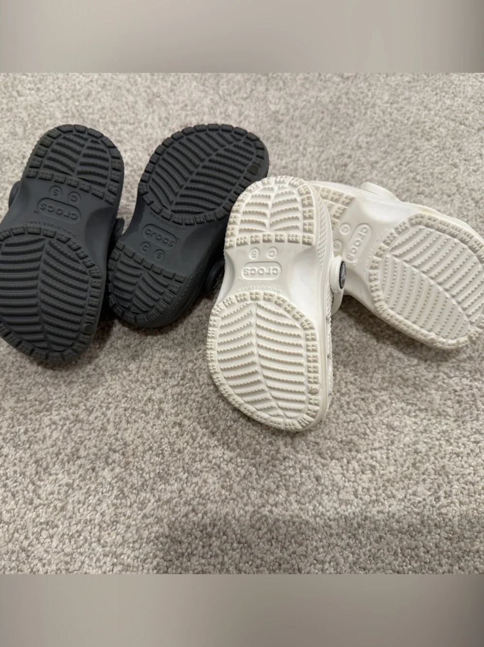 CROCS Kids Classic Clogs in Dark Grey and White